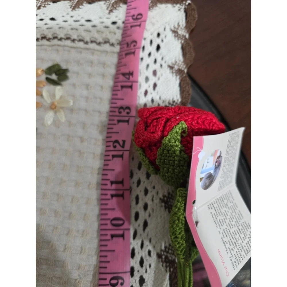 Set of 5 Handmade Crochet Red Rose Stems – Artificial Floral‎ Decor